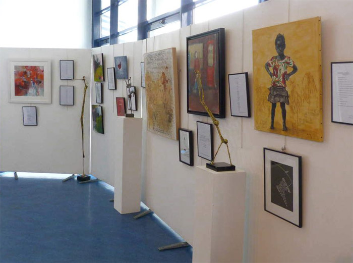 Exposition des poésiens et plasticiens de la Taverne aux Poètes